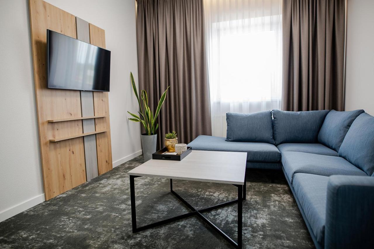 Hotel Tomas Šiauliai Buitenkant foto