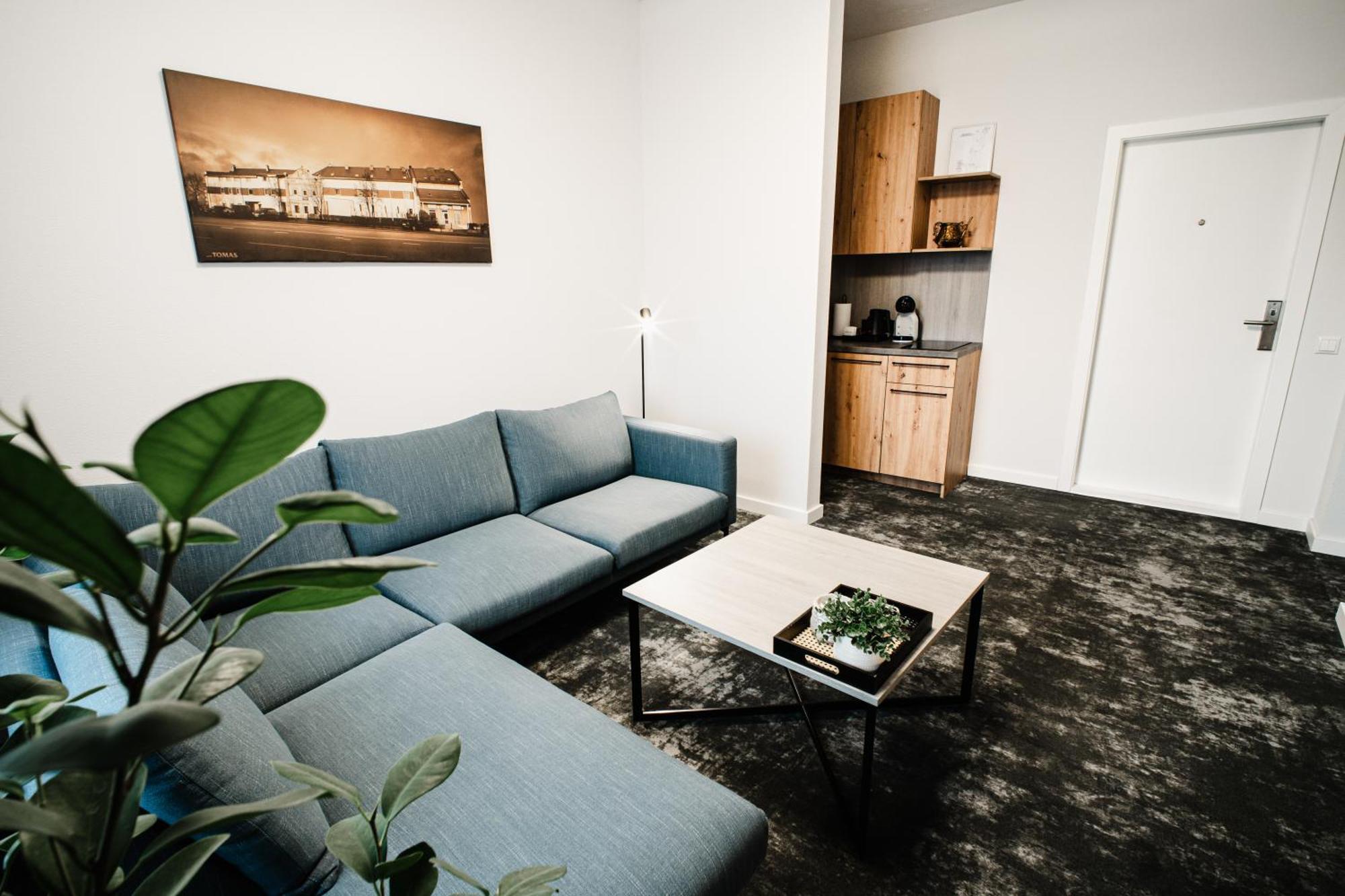 Hotel Tomas Šiauliai Buitenkant foto
