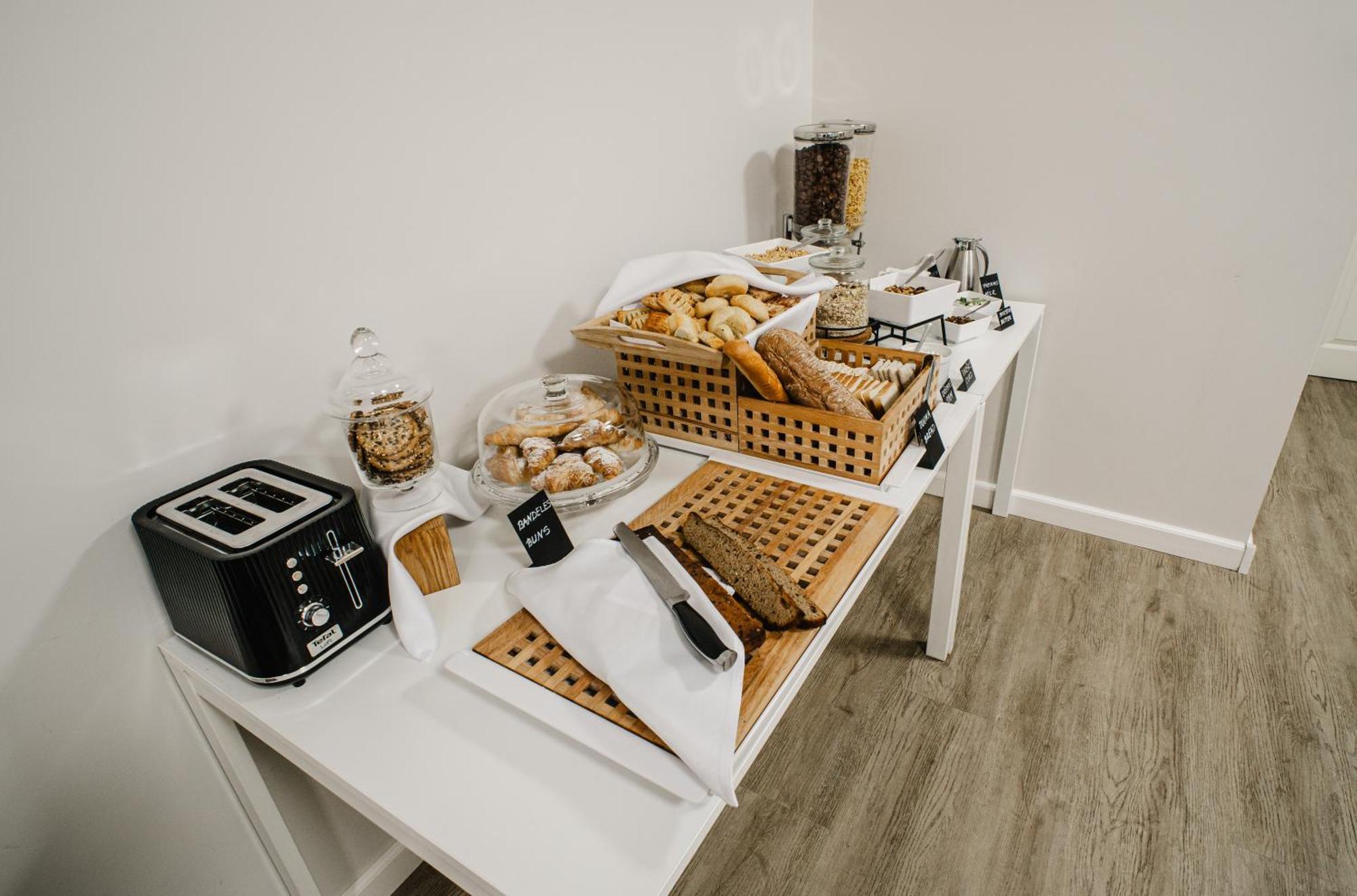 Hotel Tomas Šiauliai Buitenkant foto