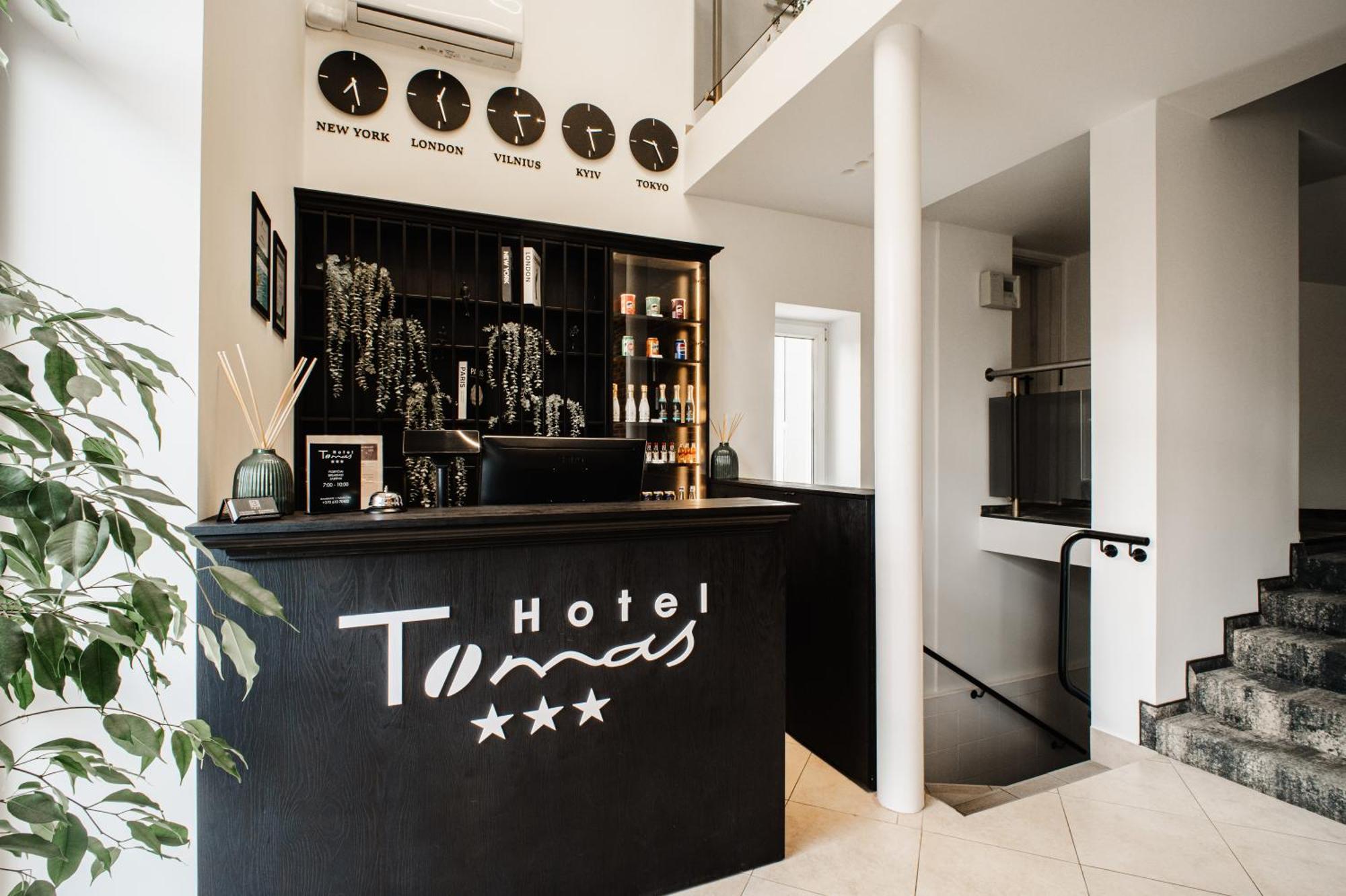 Hotel Tomas Šiauliai Buitenkant foto